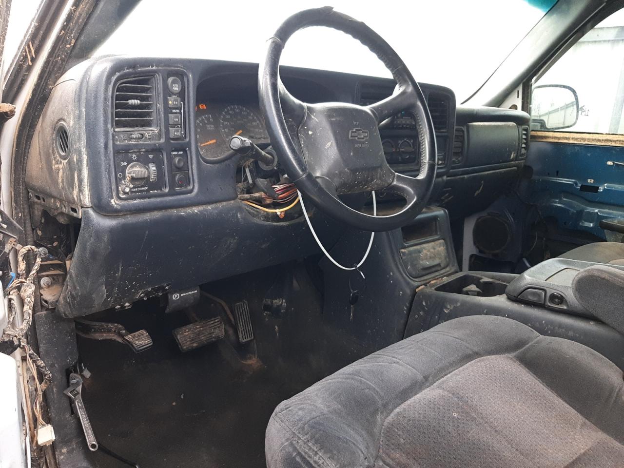 2000 Chevrolet Silverado - Image 8