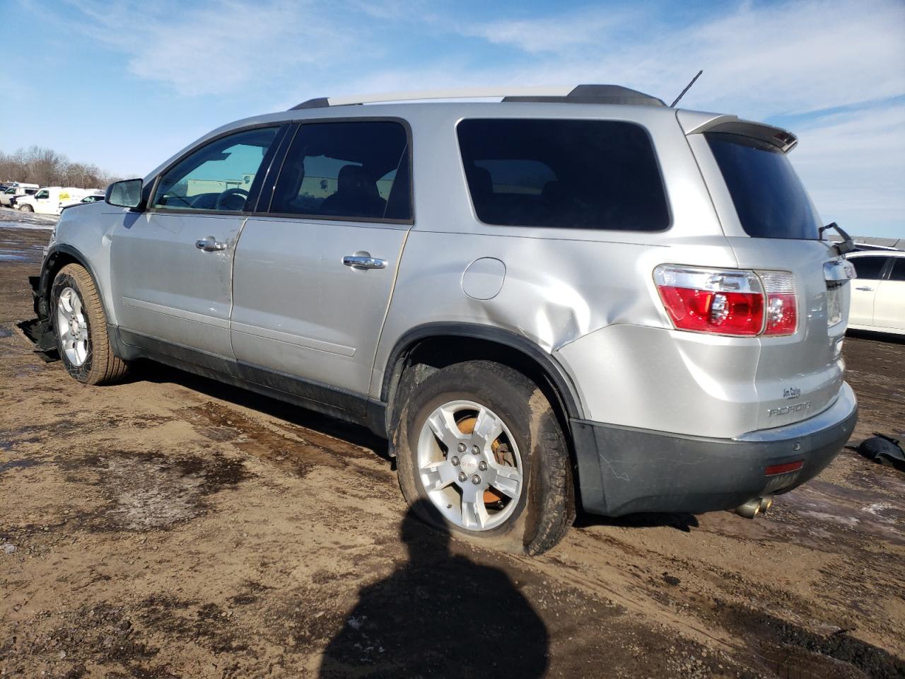 2012 GMC Acadia - Image 2