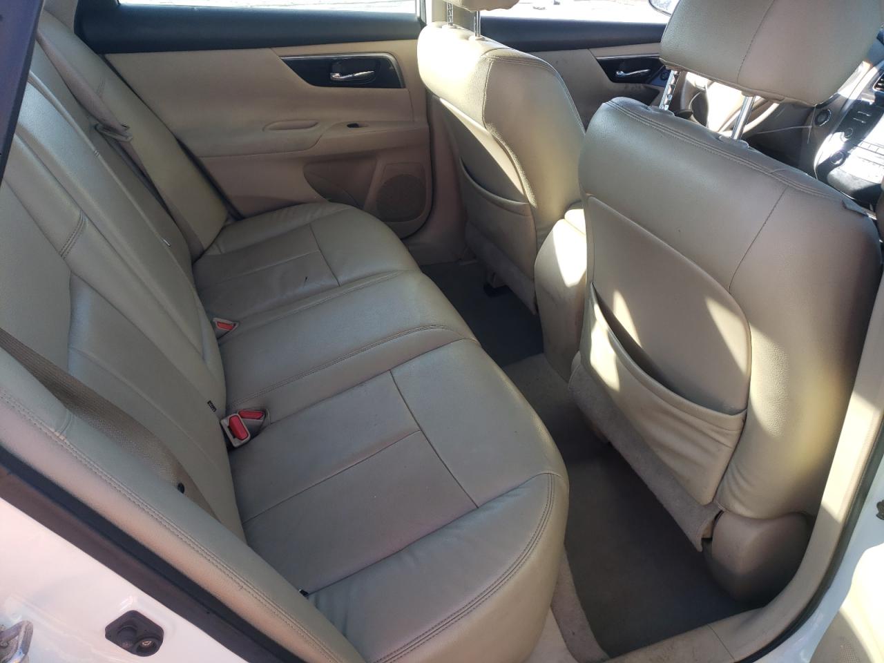 2014 Nissan Altima - Image 10