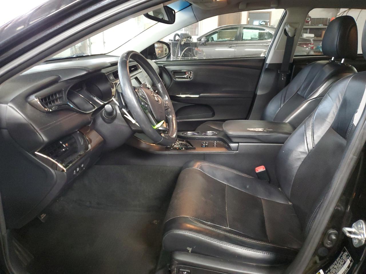 2013 Toyota Avalon - Image 7