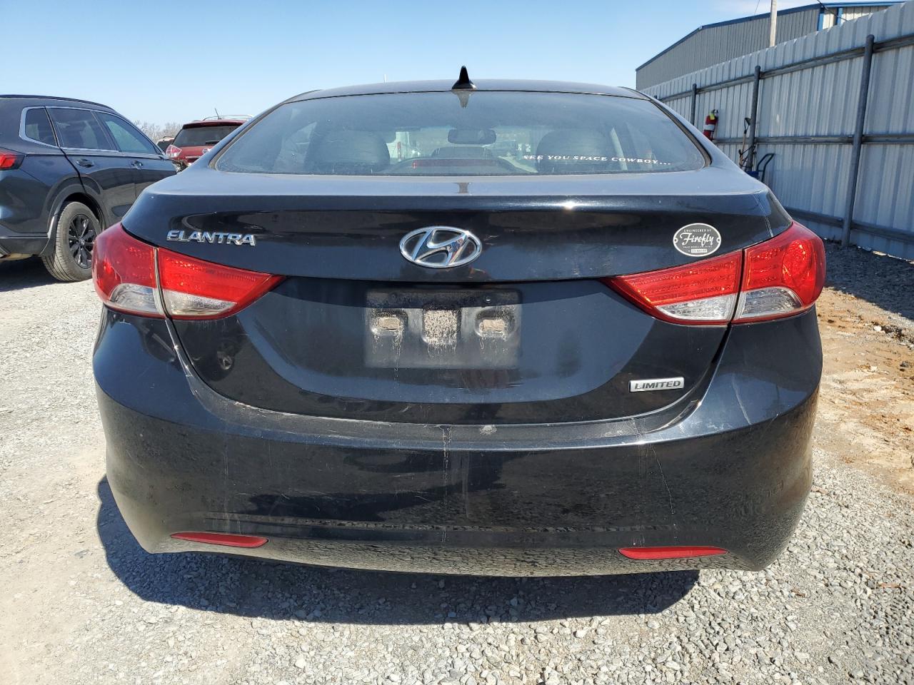 2013 Hyundai Elantra - Image 6