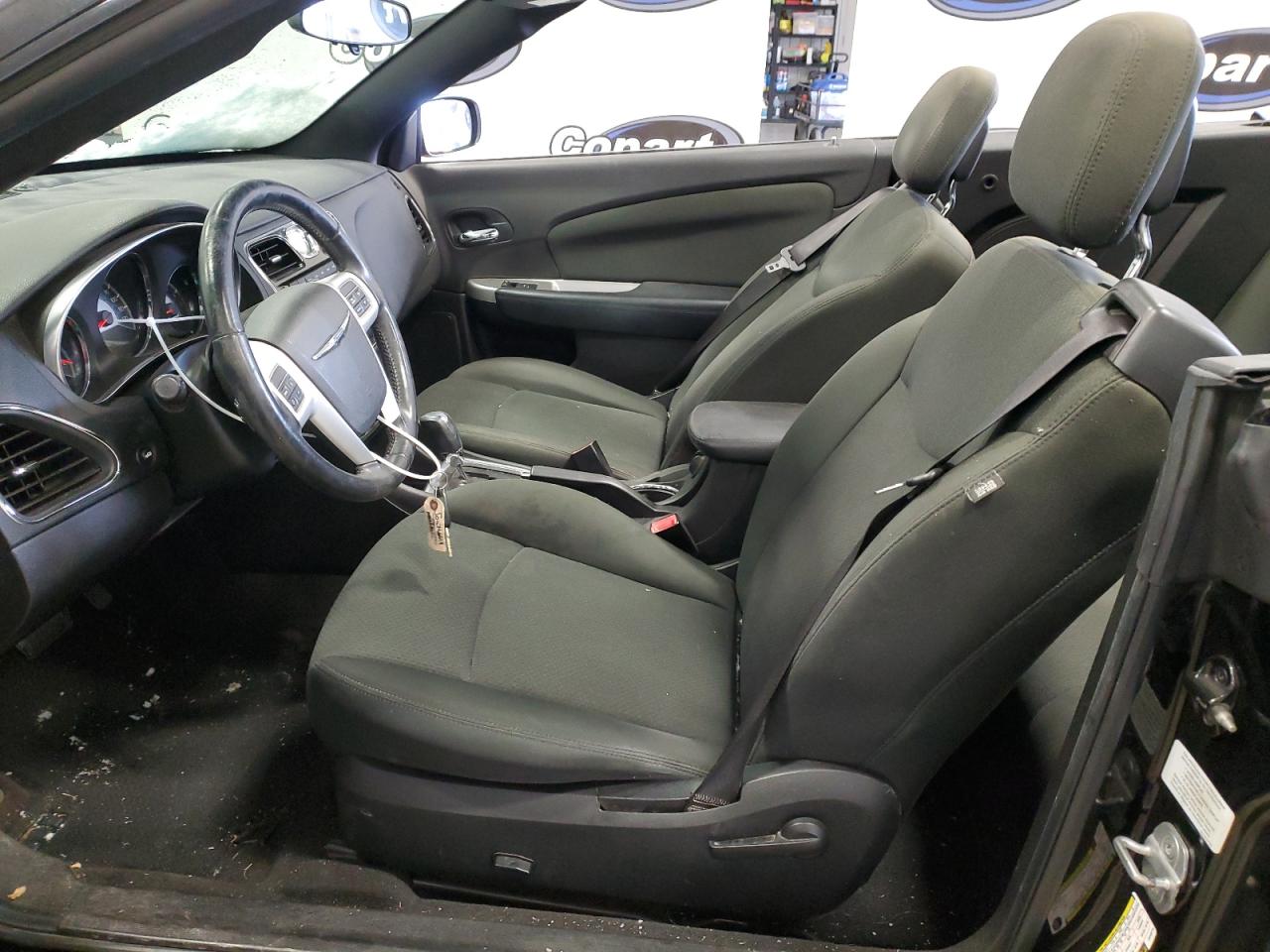 2012 Chrysler 200 - Image 7
