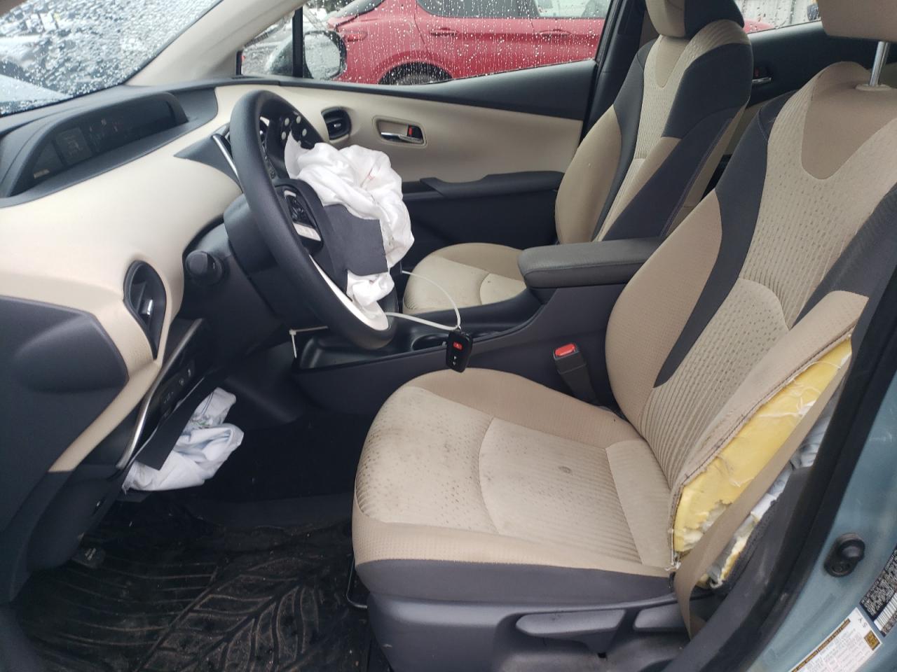 2018 Toyota Prius - Image 7