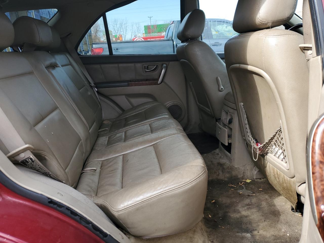 2003 Kia Sorento - Image 11