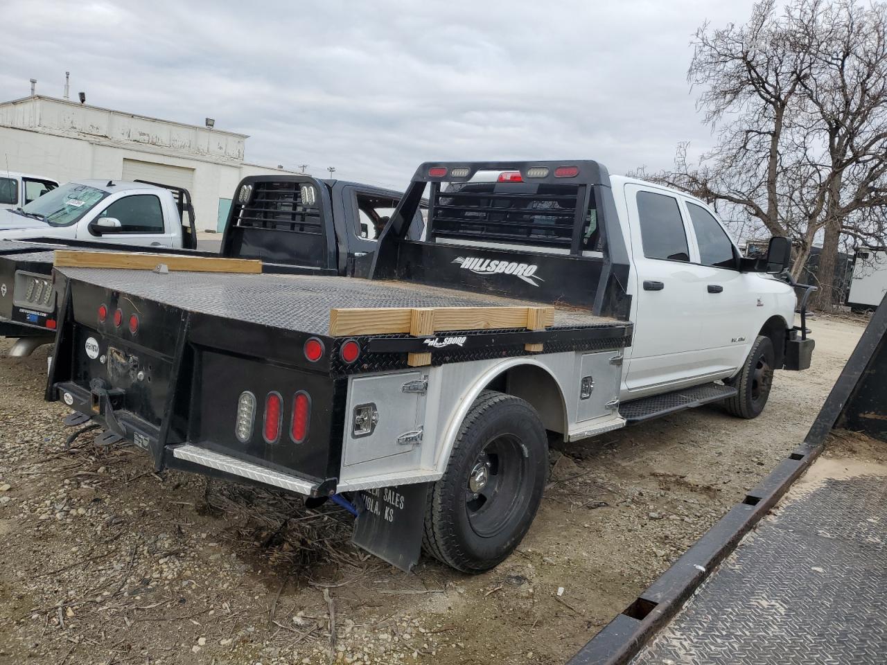 2019 RAM 3500 - Image 3
