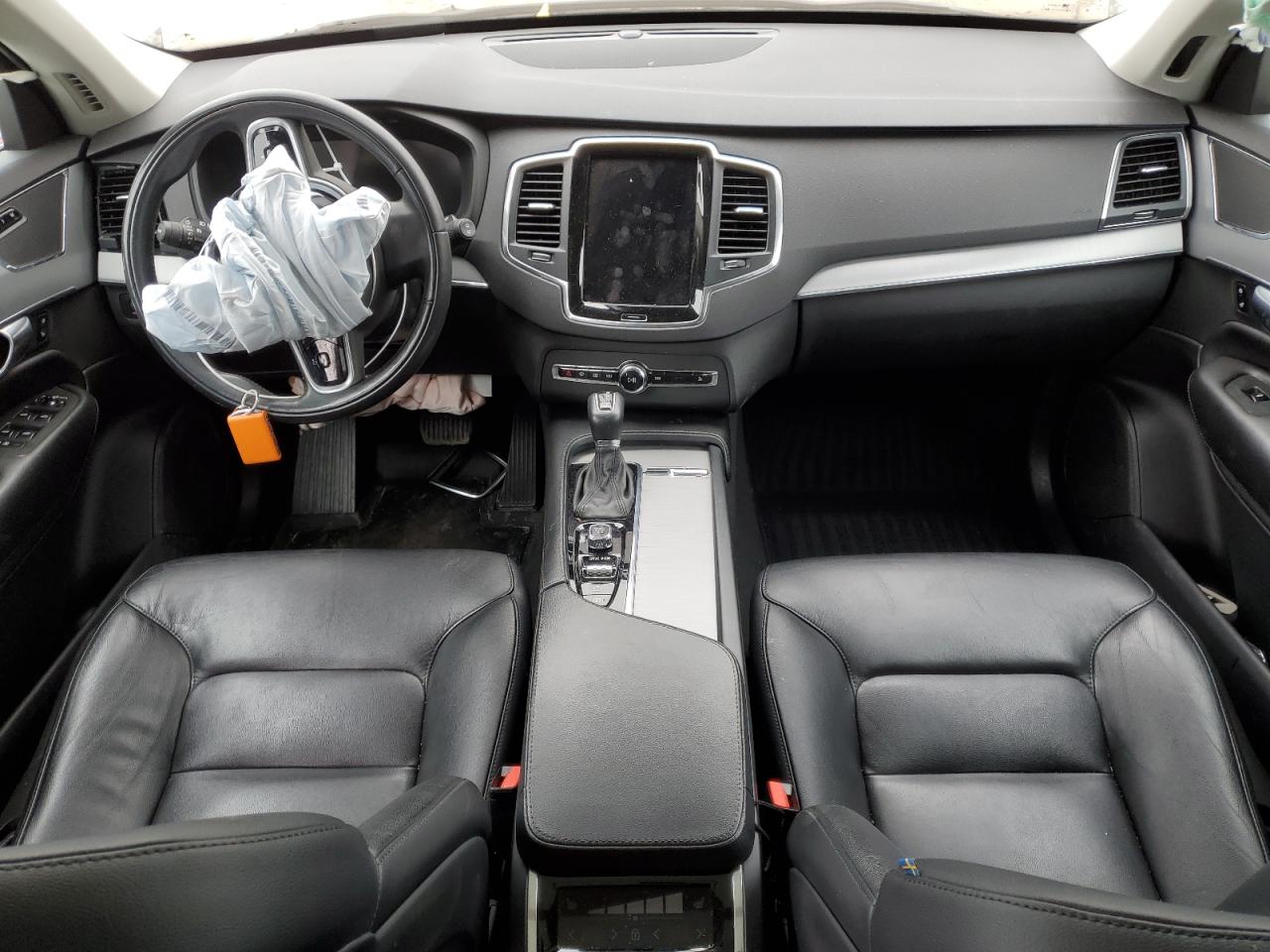 2021 Volvo XC90 - Image 8