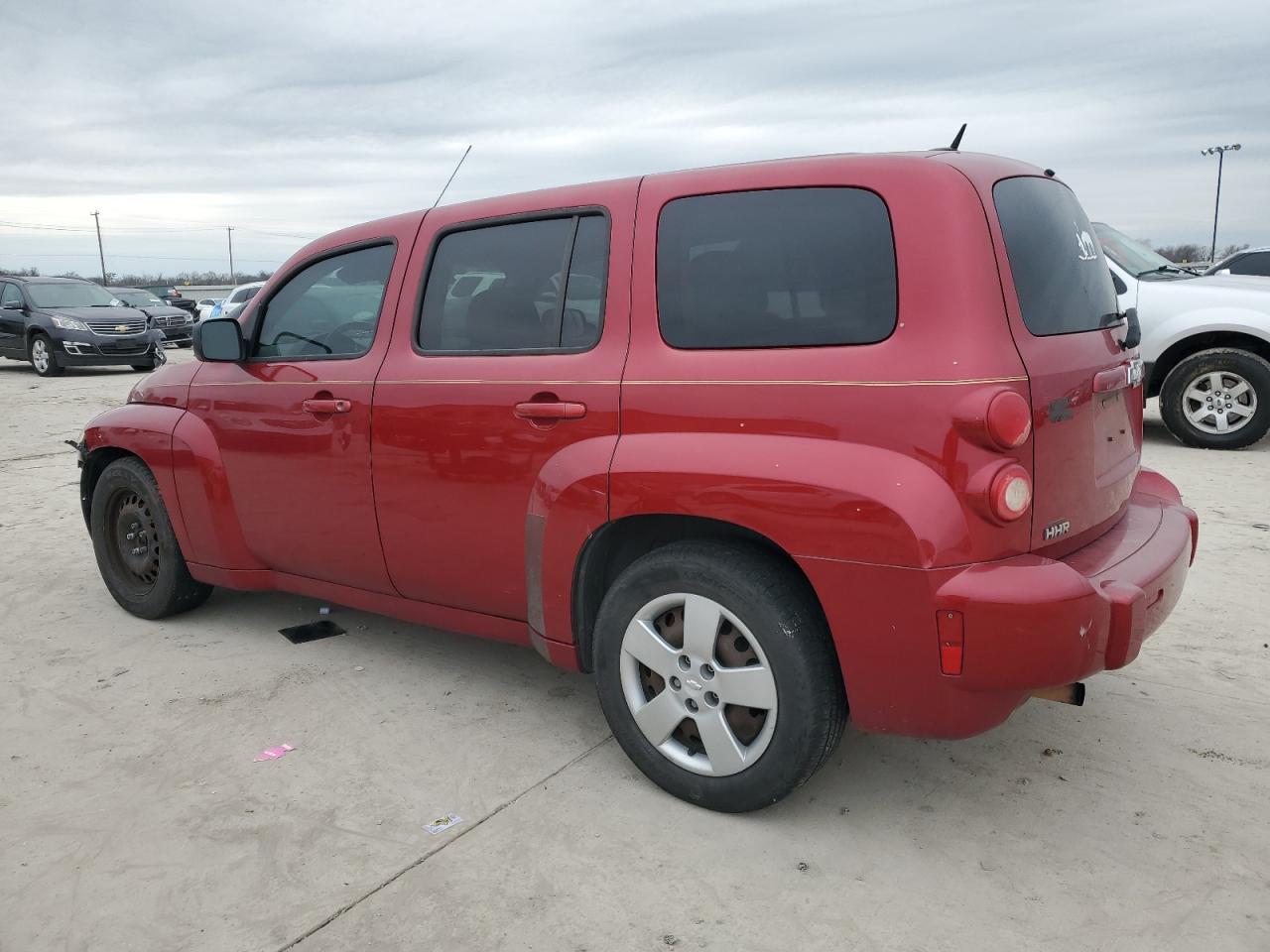 2010 Chevrolet HHR - Image 2