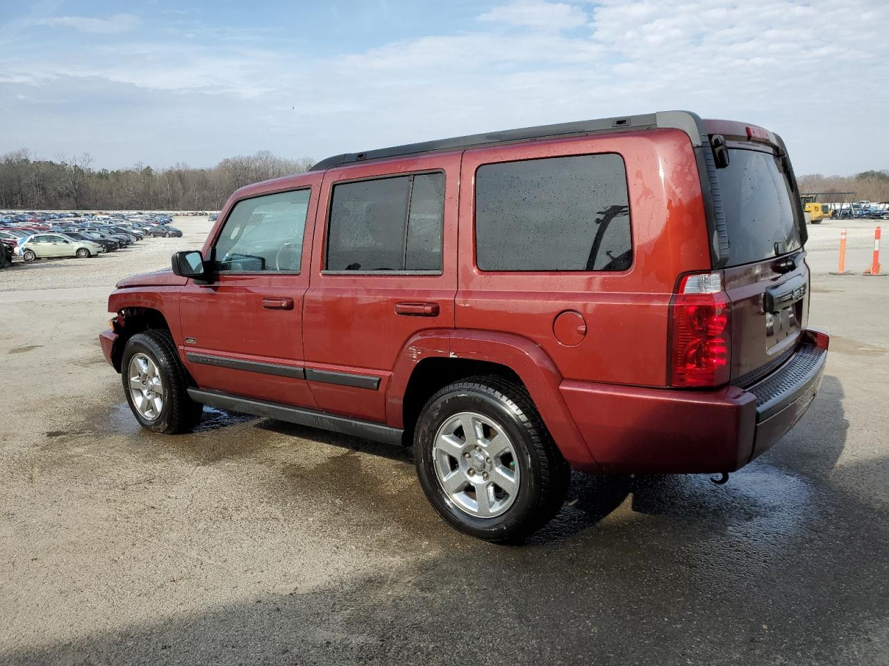 2007 Jeep Commander - Image 2