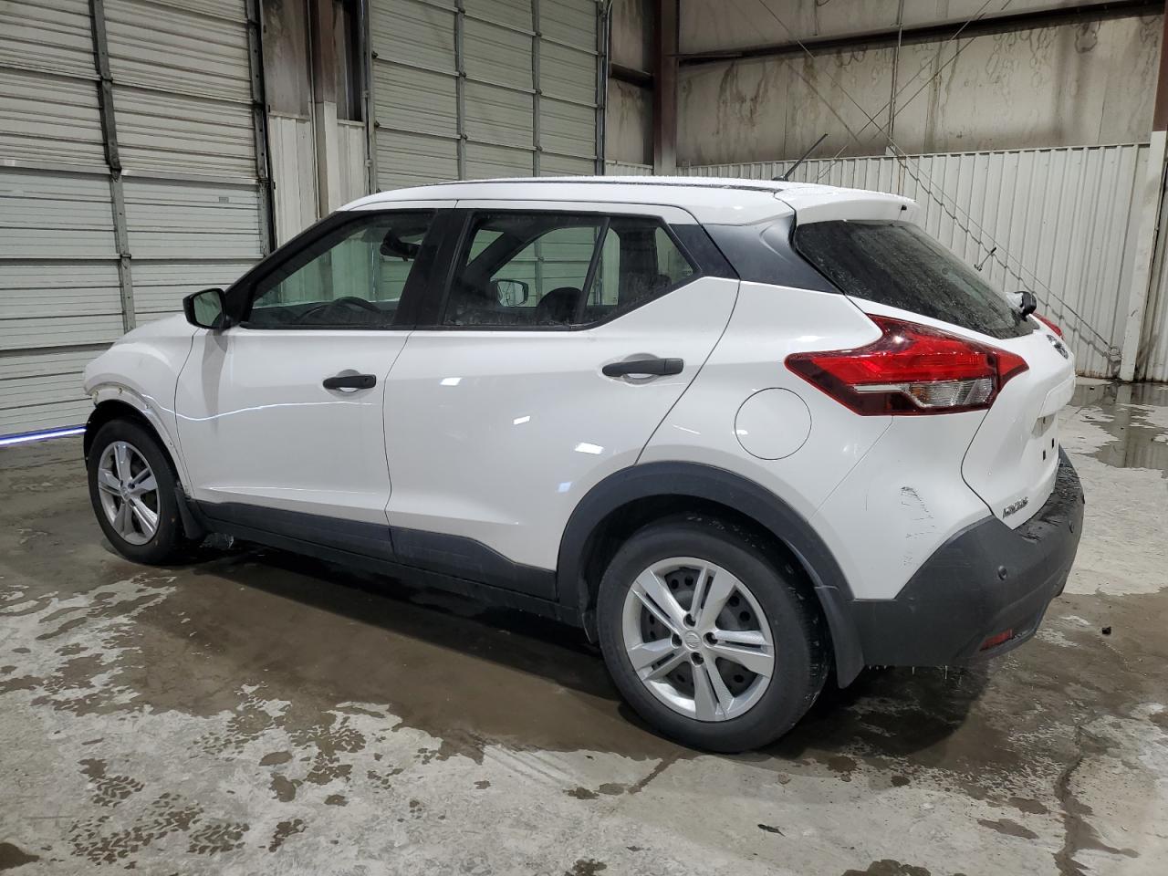 2020 Nissan Kicks - Image 2