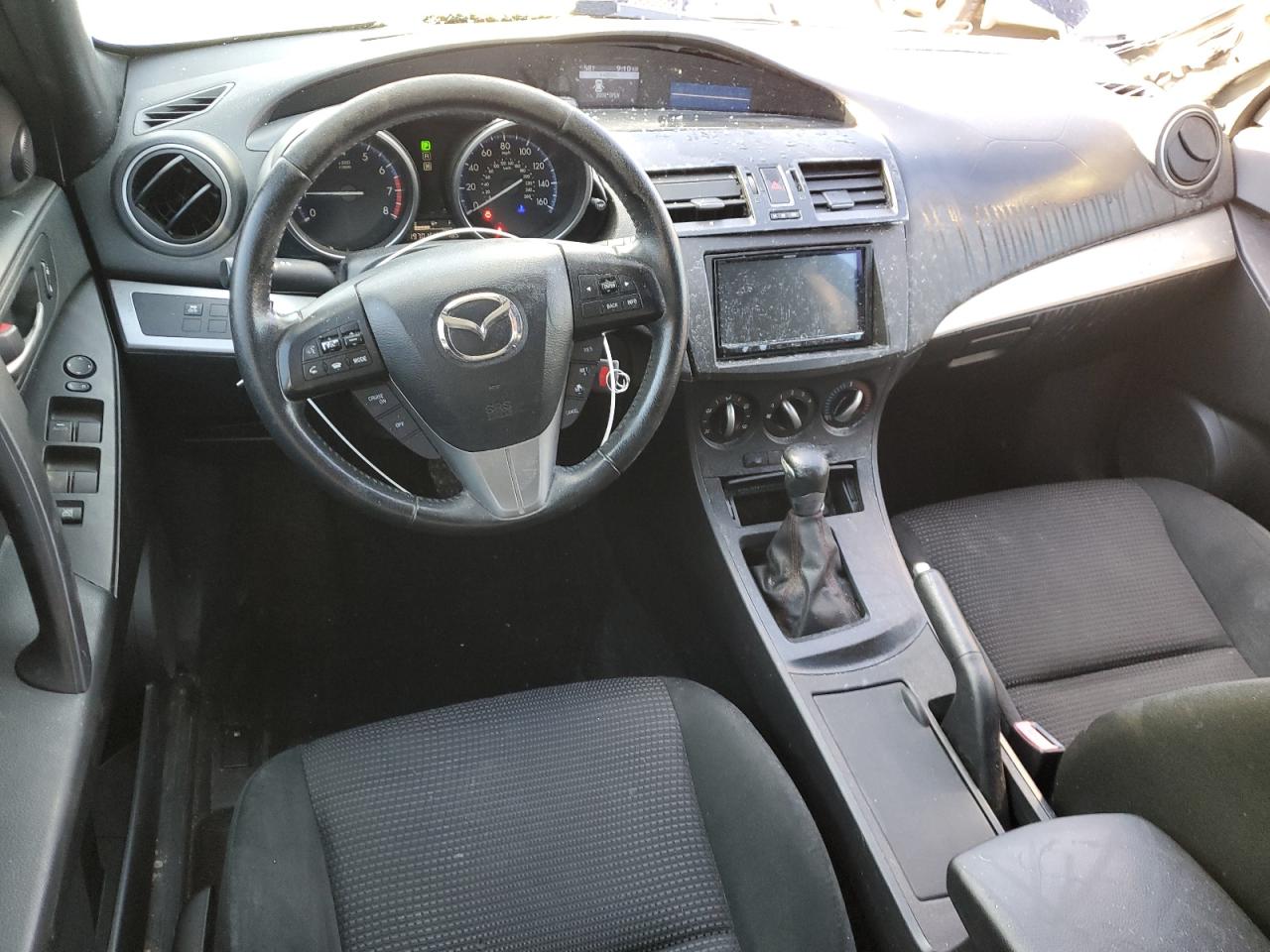 2012 Mazda 3 - Image 8