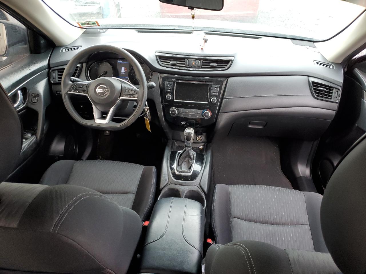 2018 Nissan Rogue - Image 8