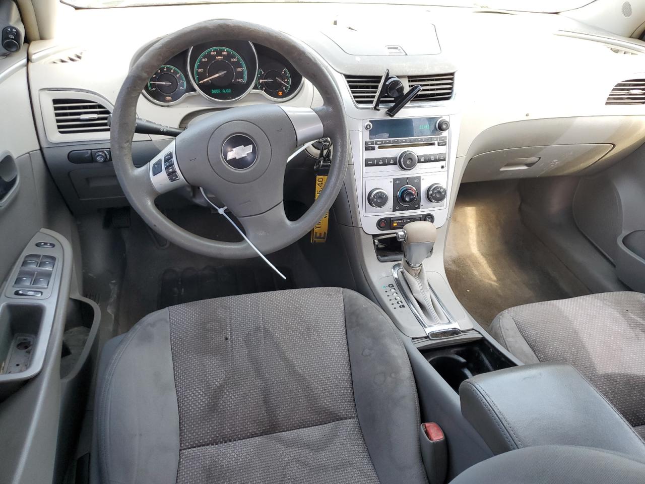 2008 Chevrolet Malibu - Image 8