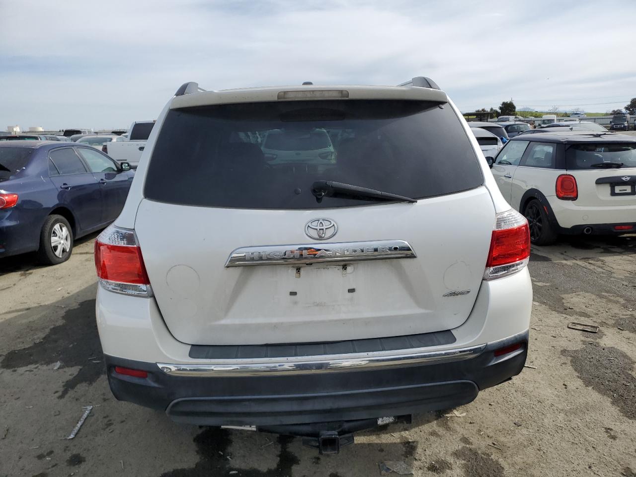 2011 Toyota Highlander - Image 6