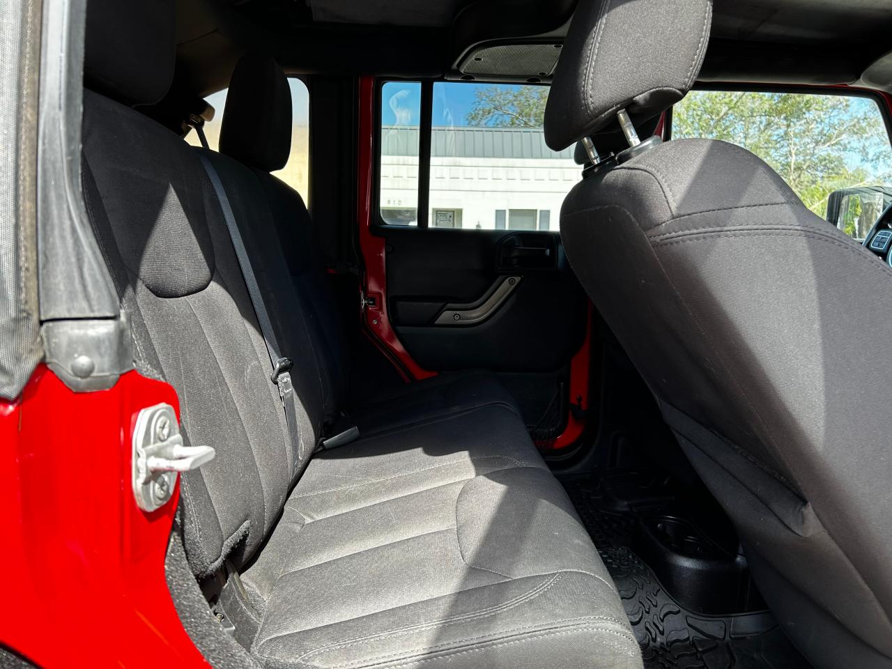 2015 Jeep Wrangler - Image 6