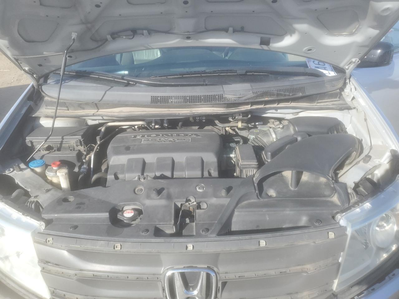 2011 Honda Odyssey - Image 12