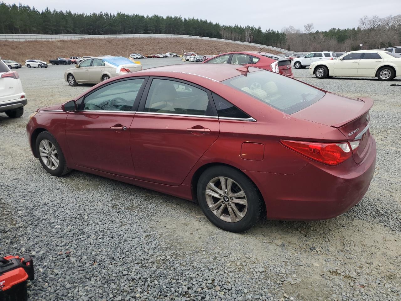 2013 Hyundai Sonata - Image 2