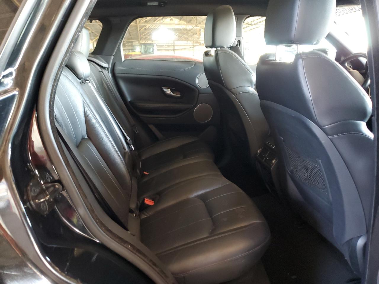 2016 Land Rover Range Rover - Image 10