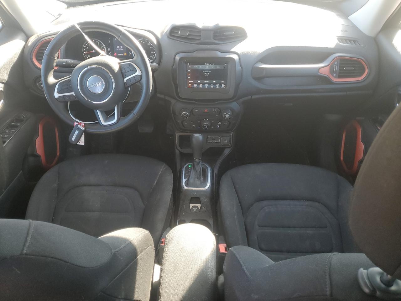 2020 Jeep Renegade - Image 8
