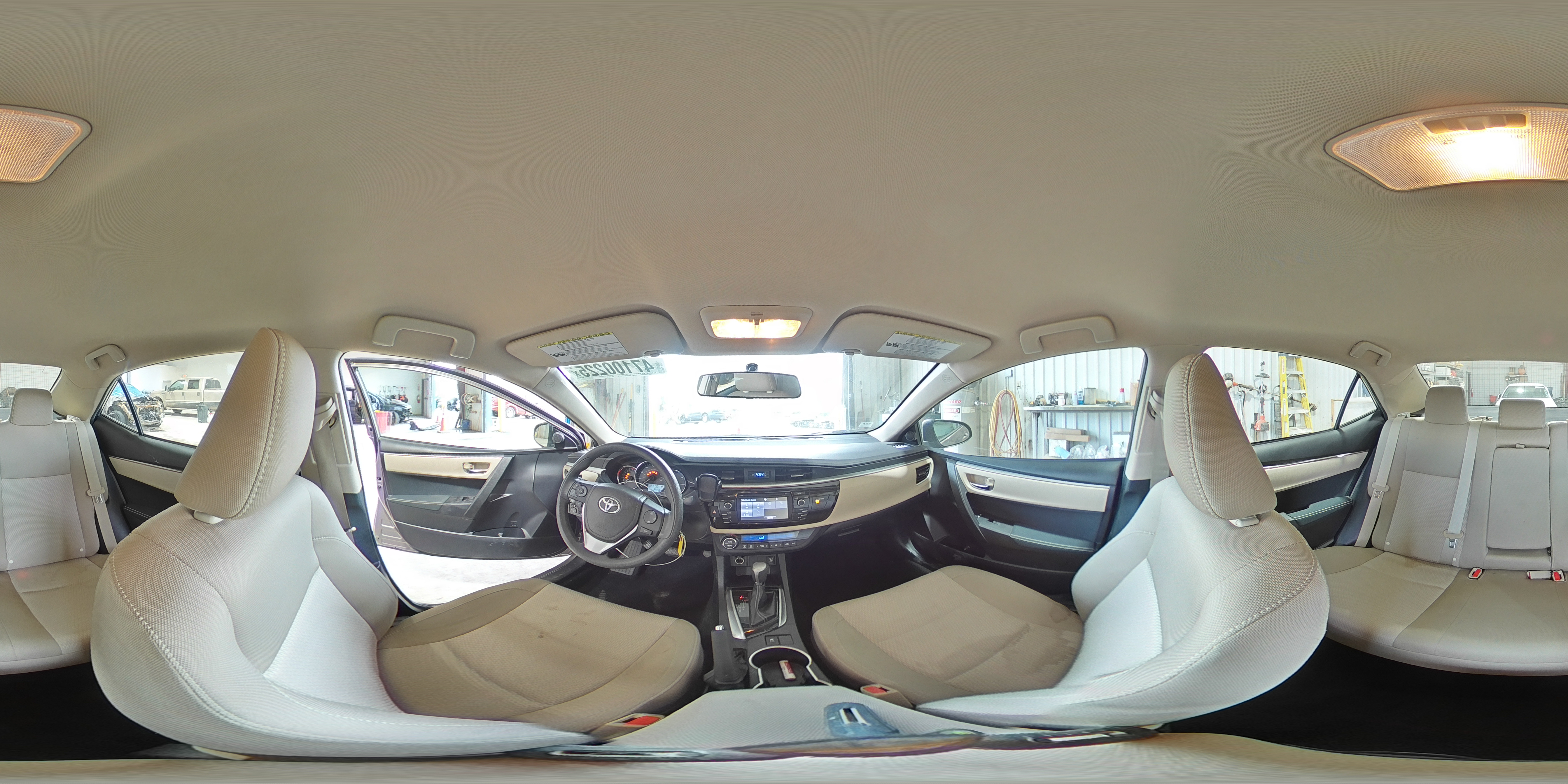 2015 Toyota Corolla - Image 13