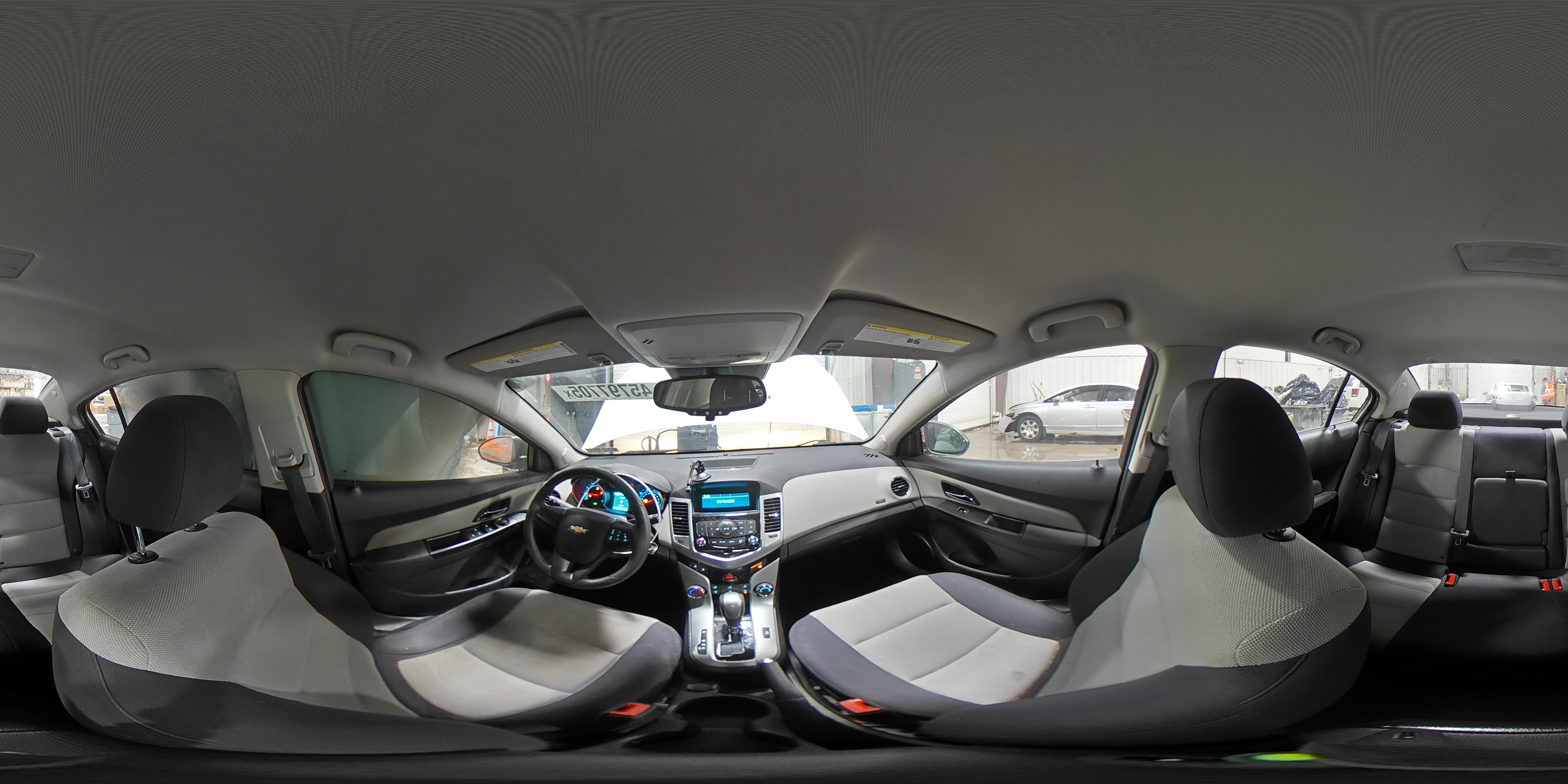 2014 Chevrolet Cruze - Image 13