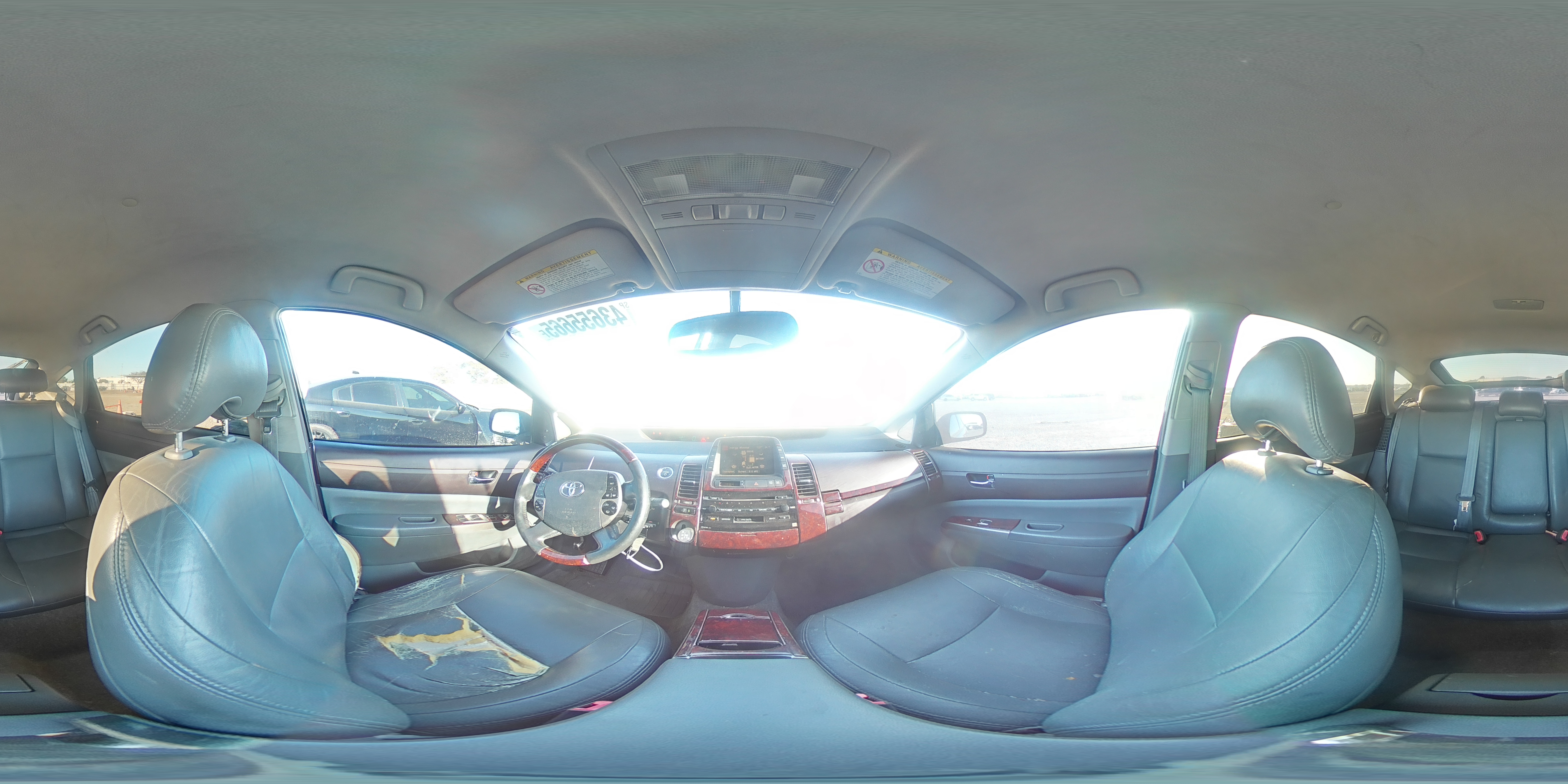 2005 Toyota Prius - Image 14