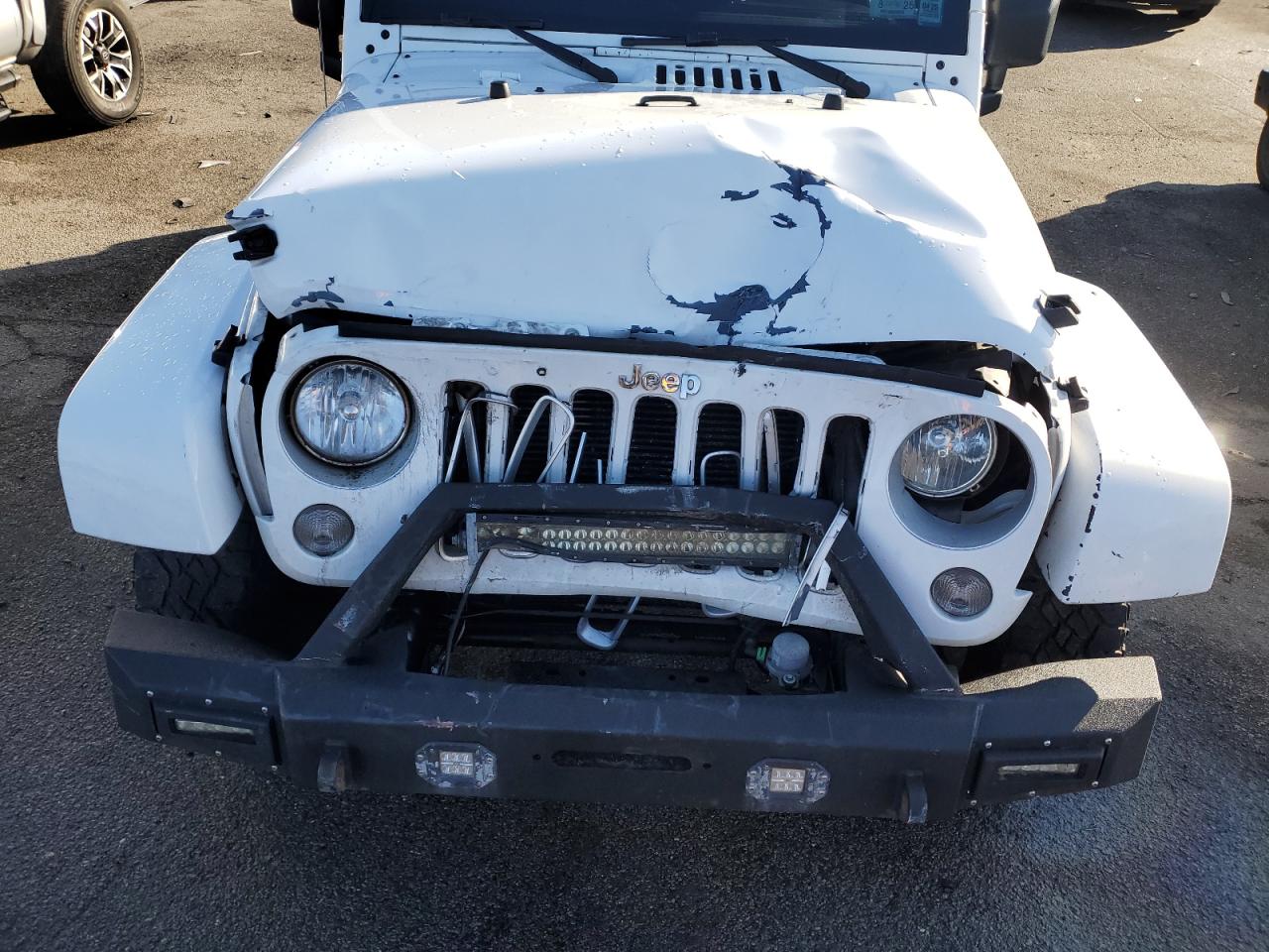 2016 Jeep Wrangler - Image 12
