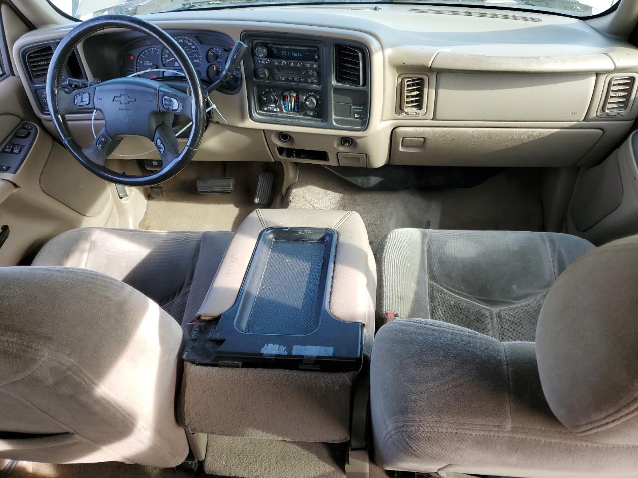 2004 Chevrolet Silverado - Image 8