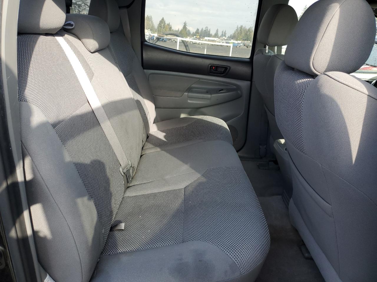 2006 Toyota Tacoma - Image 10