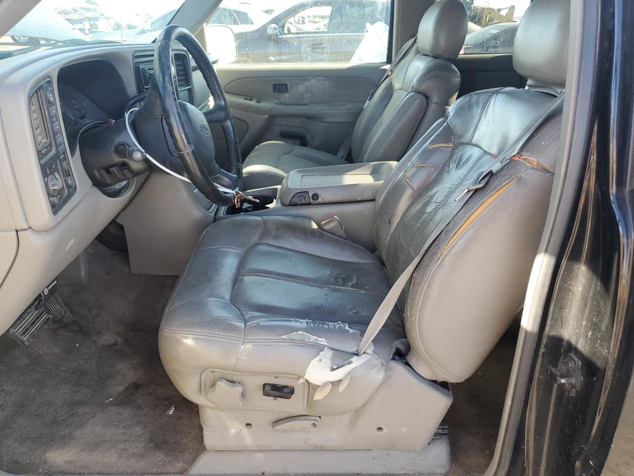2000 Chevrolet Silverado - Image 7
