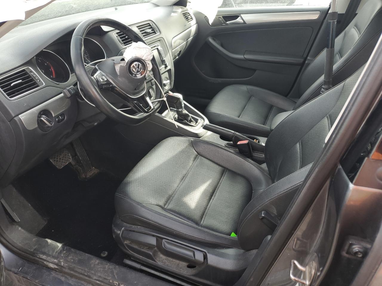 2015 Volkswagen Jetta - Image 7