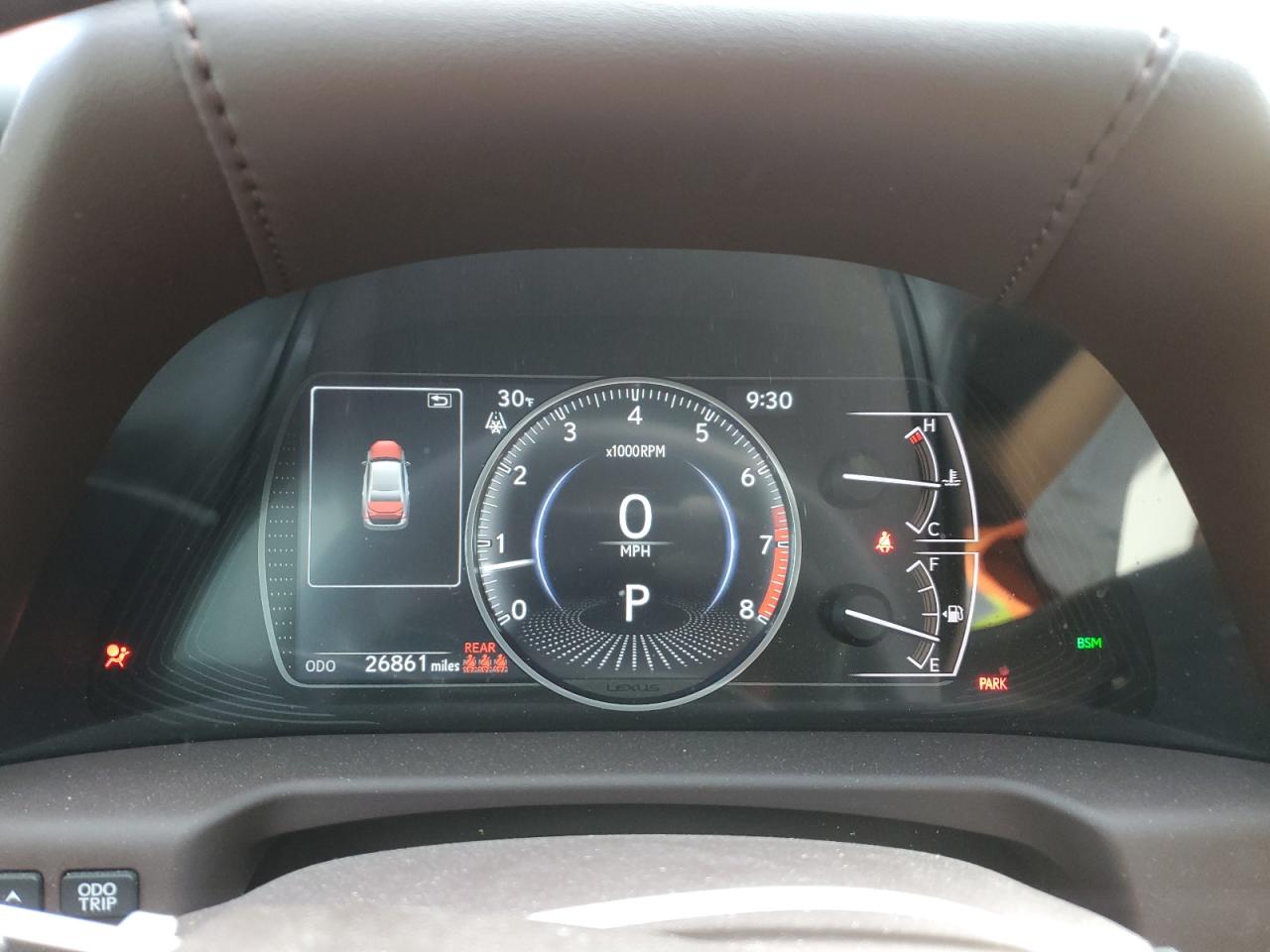 2020 Lexus ES - Image 9