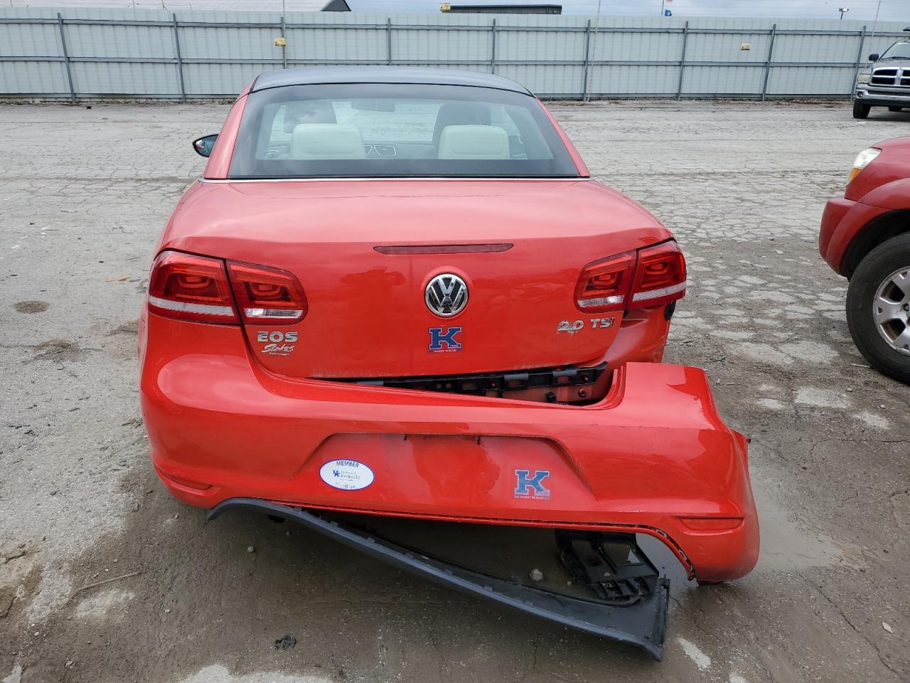2016 Volkswagen Eos - Image 6