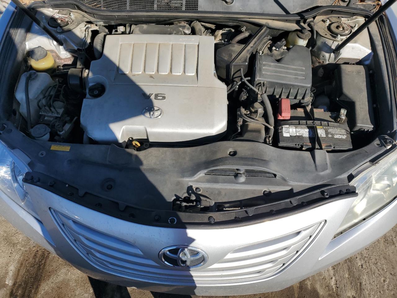 2009 Toyota Camry - Image 11