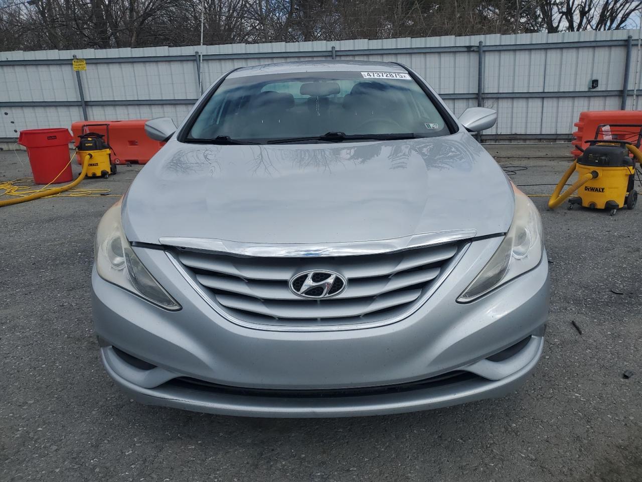 2012 Hyundai Sonata - Image 5
