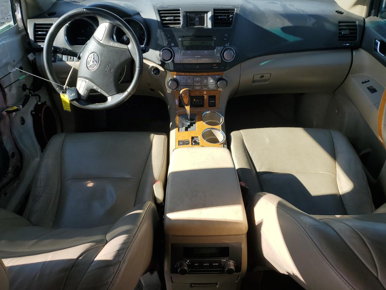 2009 Toyota Highlander - Image 8