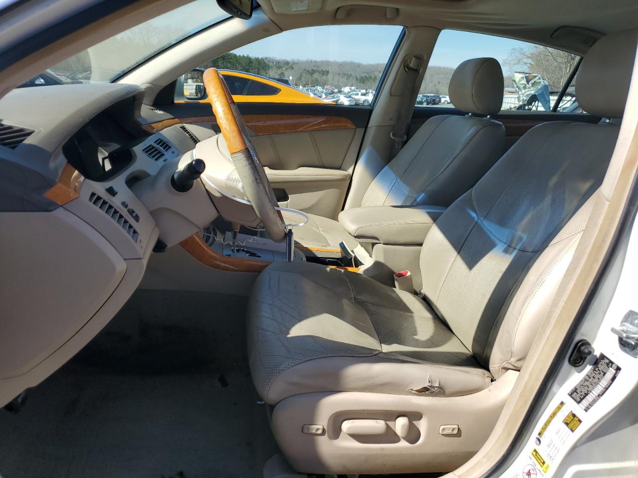 2007 Toyota Avalon - Image 7