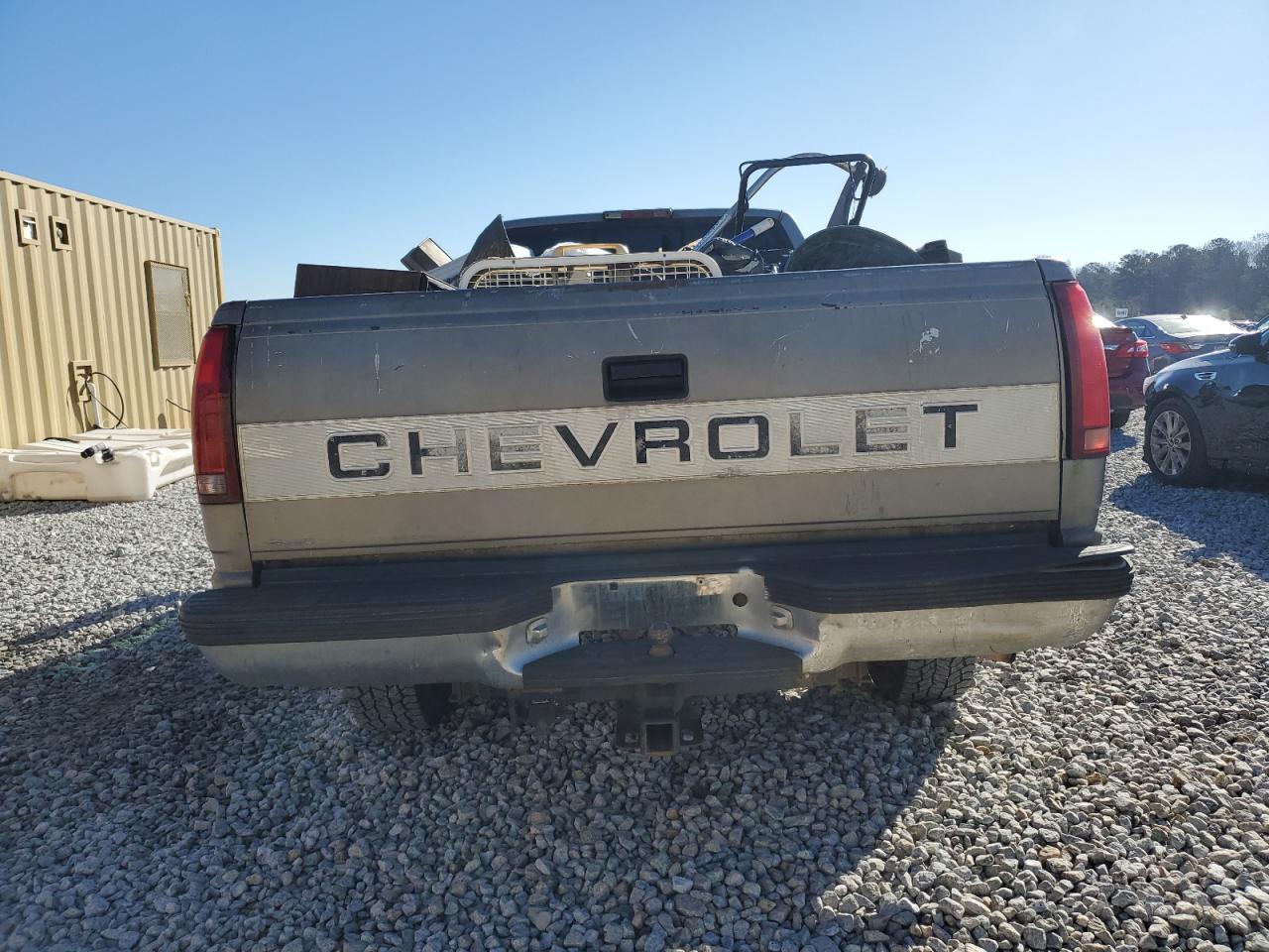 1998 Chevrolet GMT-400 - Image 6