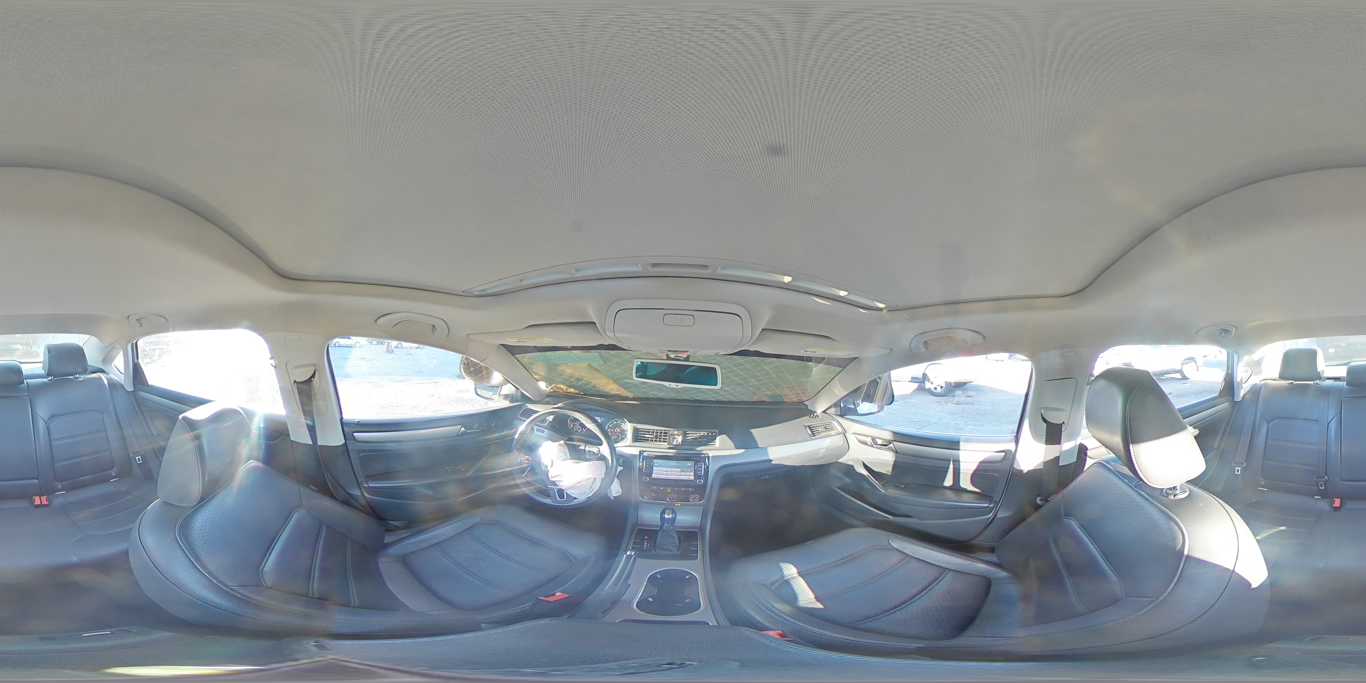 2014 Volkswagen Passat - Image 14