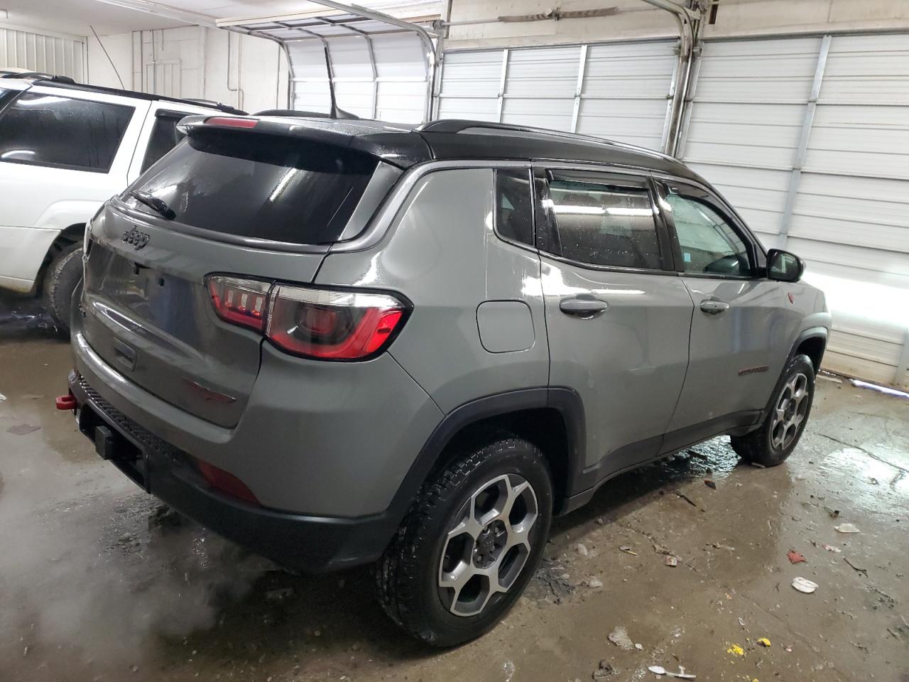 2022 Jeep Compass - Image 3