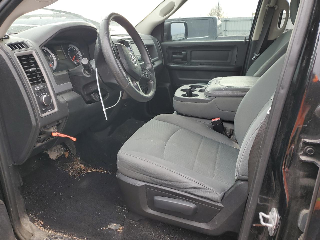 2015 RAM 1500 - Image 7