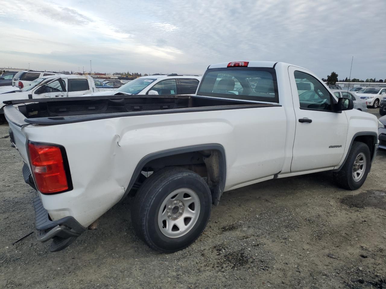2016 GMC Sierra - Image 3