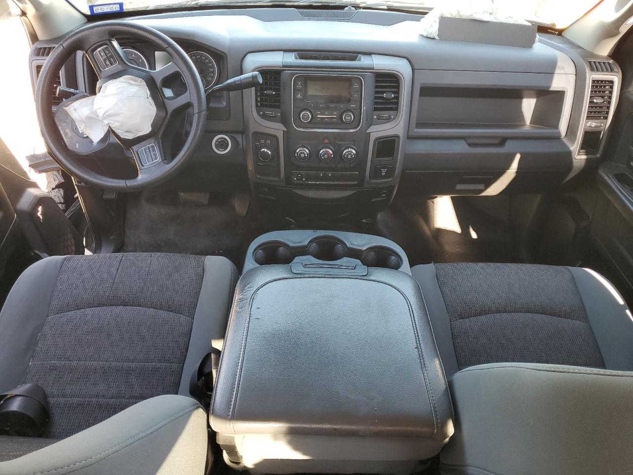 2016 RAM 1500 - Image 8