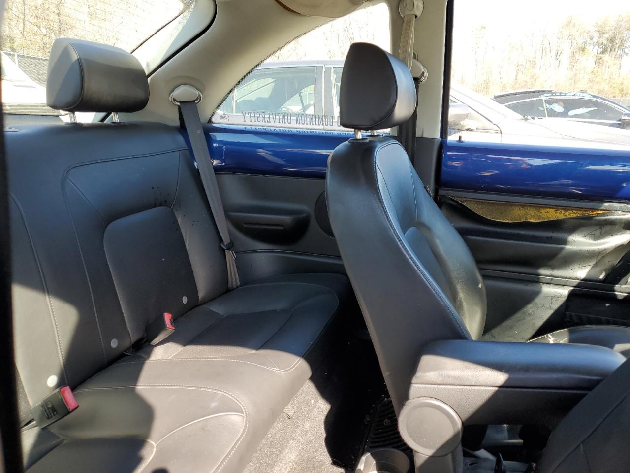 2008 Volkswagen Beetle - Image 10