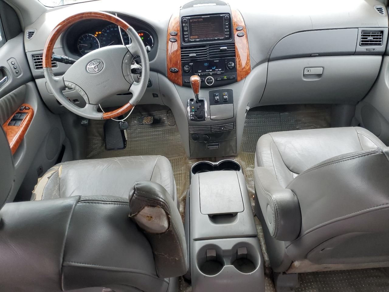 2006 Toyota Sienna - Image 8