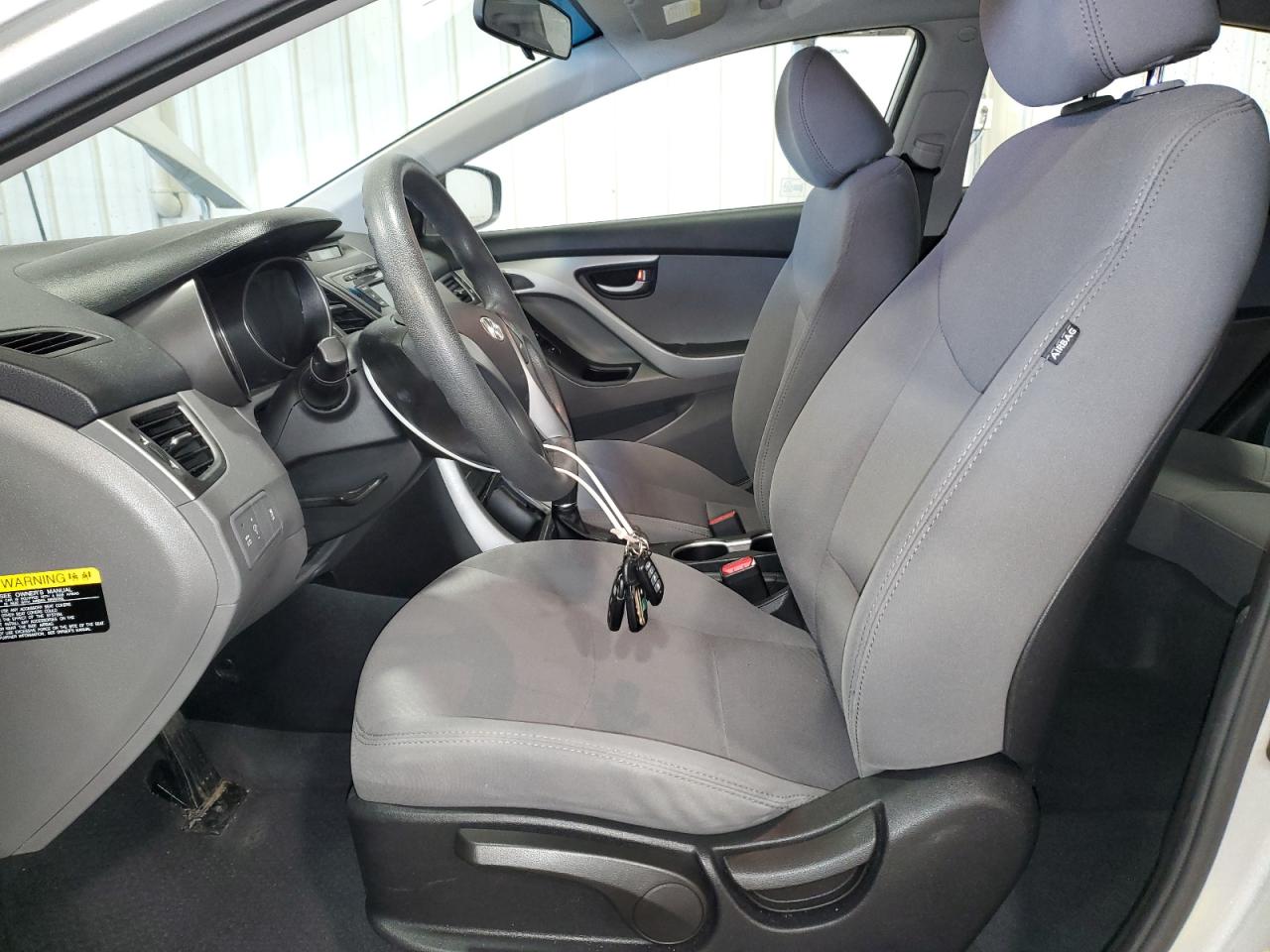 2015 Hyundai Elantra - Image 7