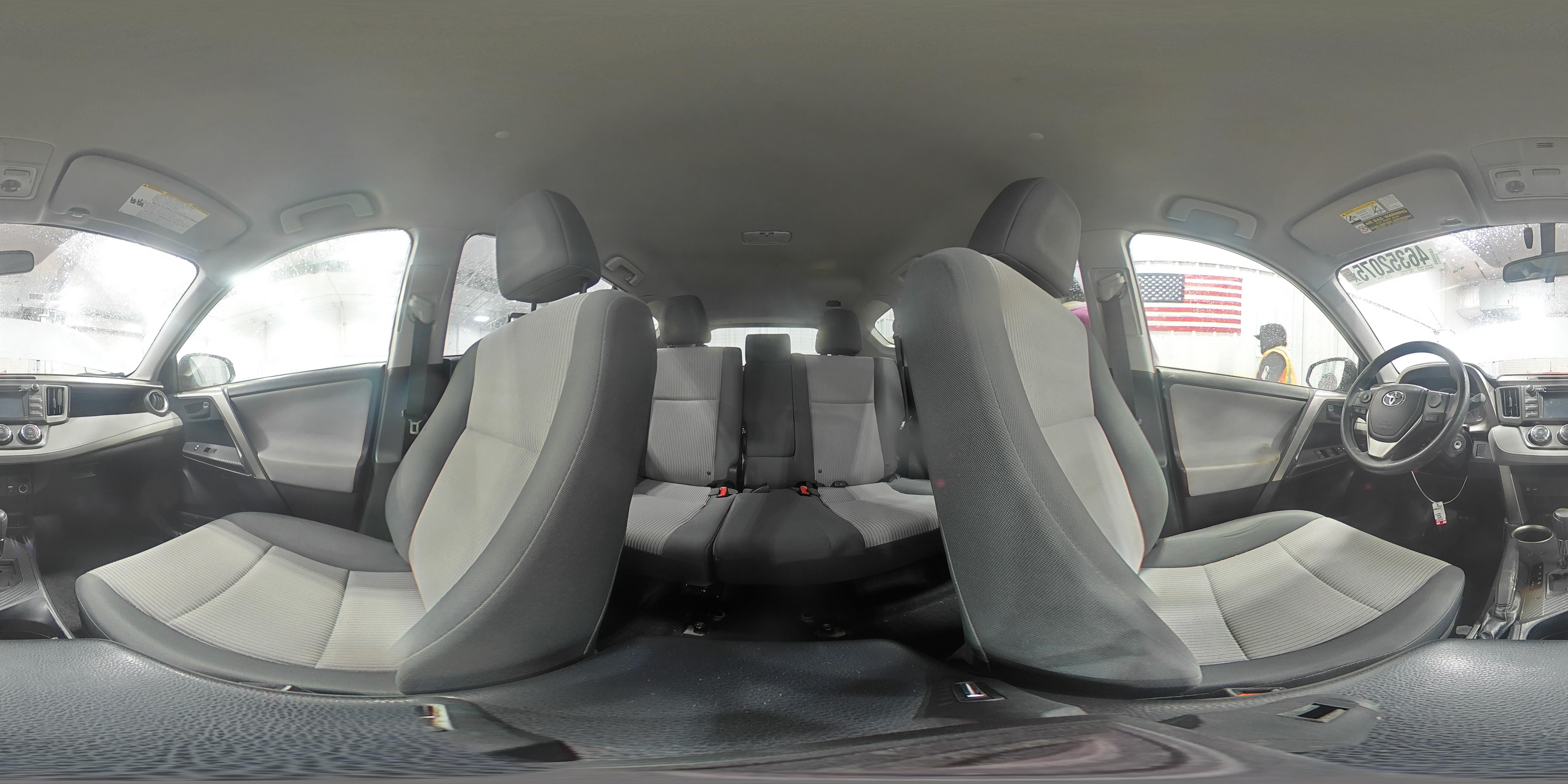 2015 Toyota RAV 4 - Image 15