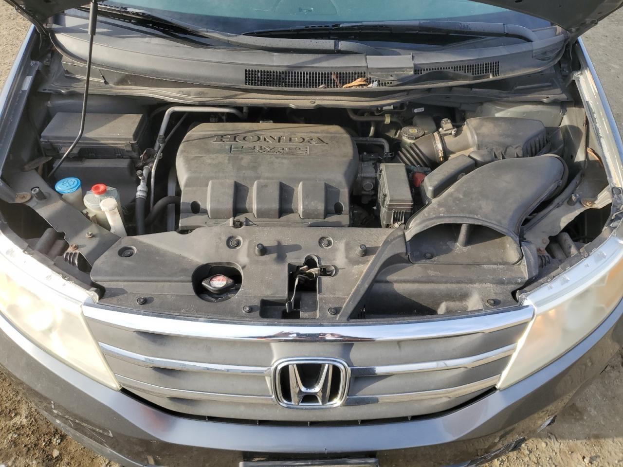 2011 Honda Odyssey - Image 13