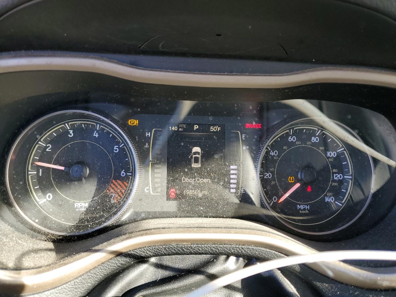 2014 Jeep Grand Cherokee - Image 9