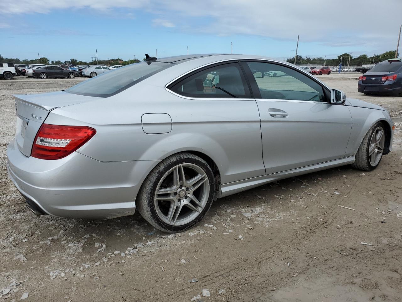 2015 Mercedes-Benz C-klasse - Image 3