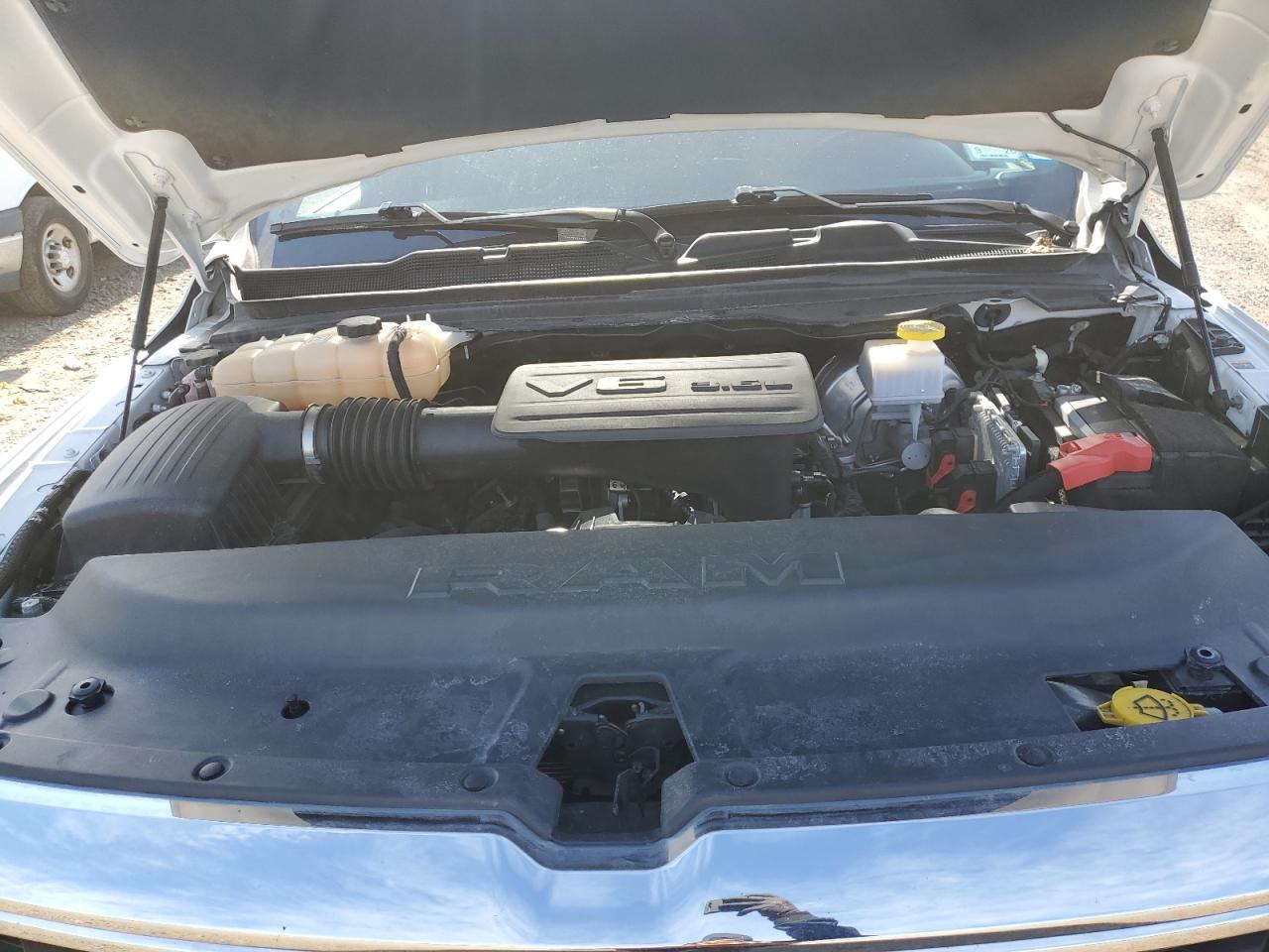 2022 RAM 1500 - Image 11